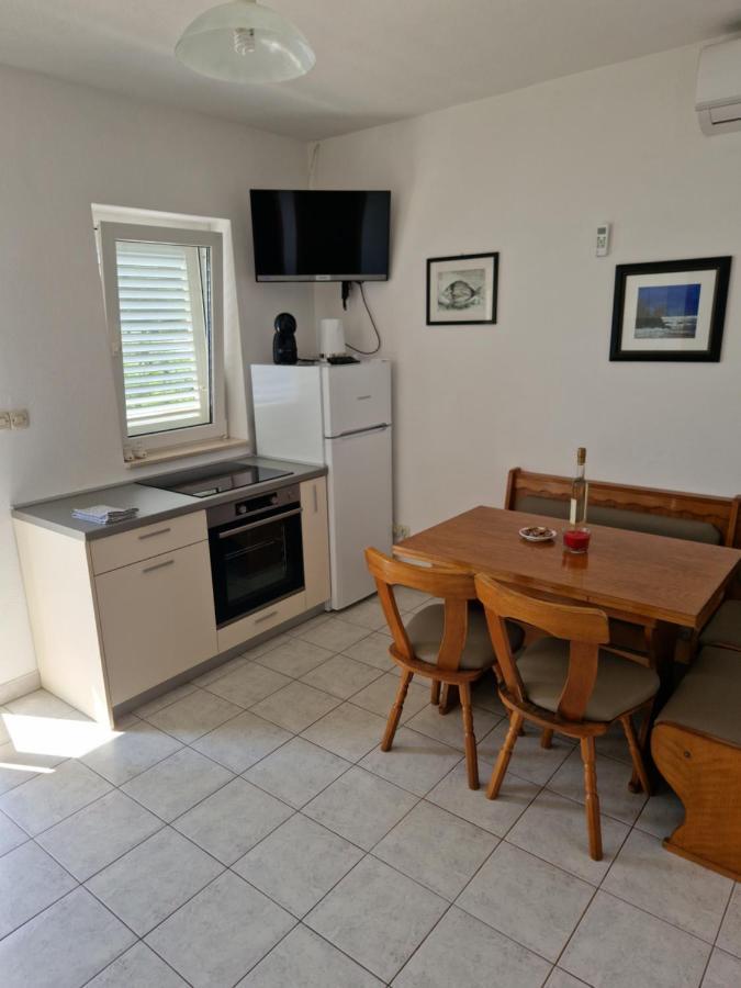 Apartments Kalajzic Omiš Екстериор снимка