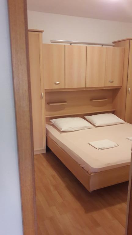 Apartments Kalajzic Omiš Екстериор снимка